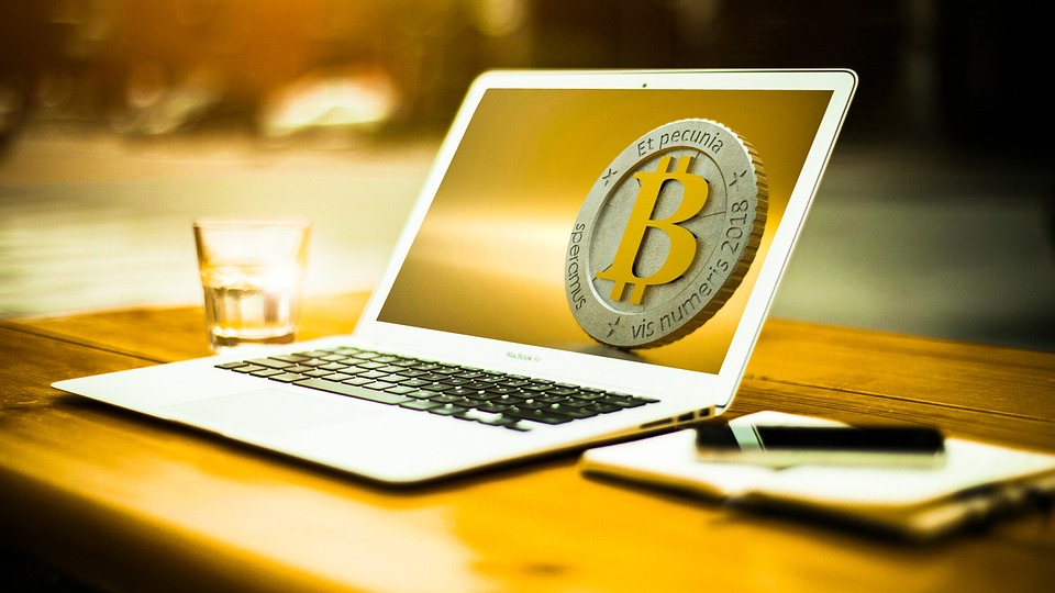 Jak bezpečně investovat do virtuálních měn: praktický návod
